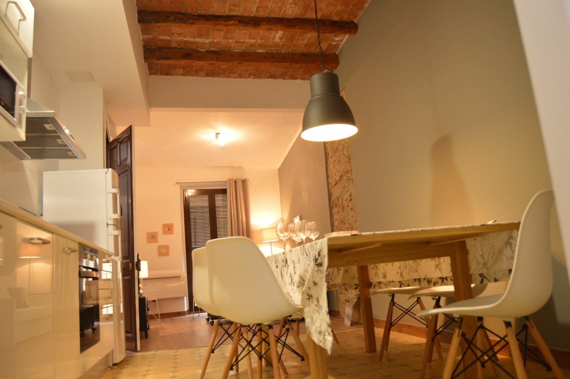 Tarragona Suites Mediona Εξωτερικό φωτογραφία