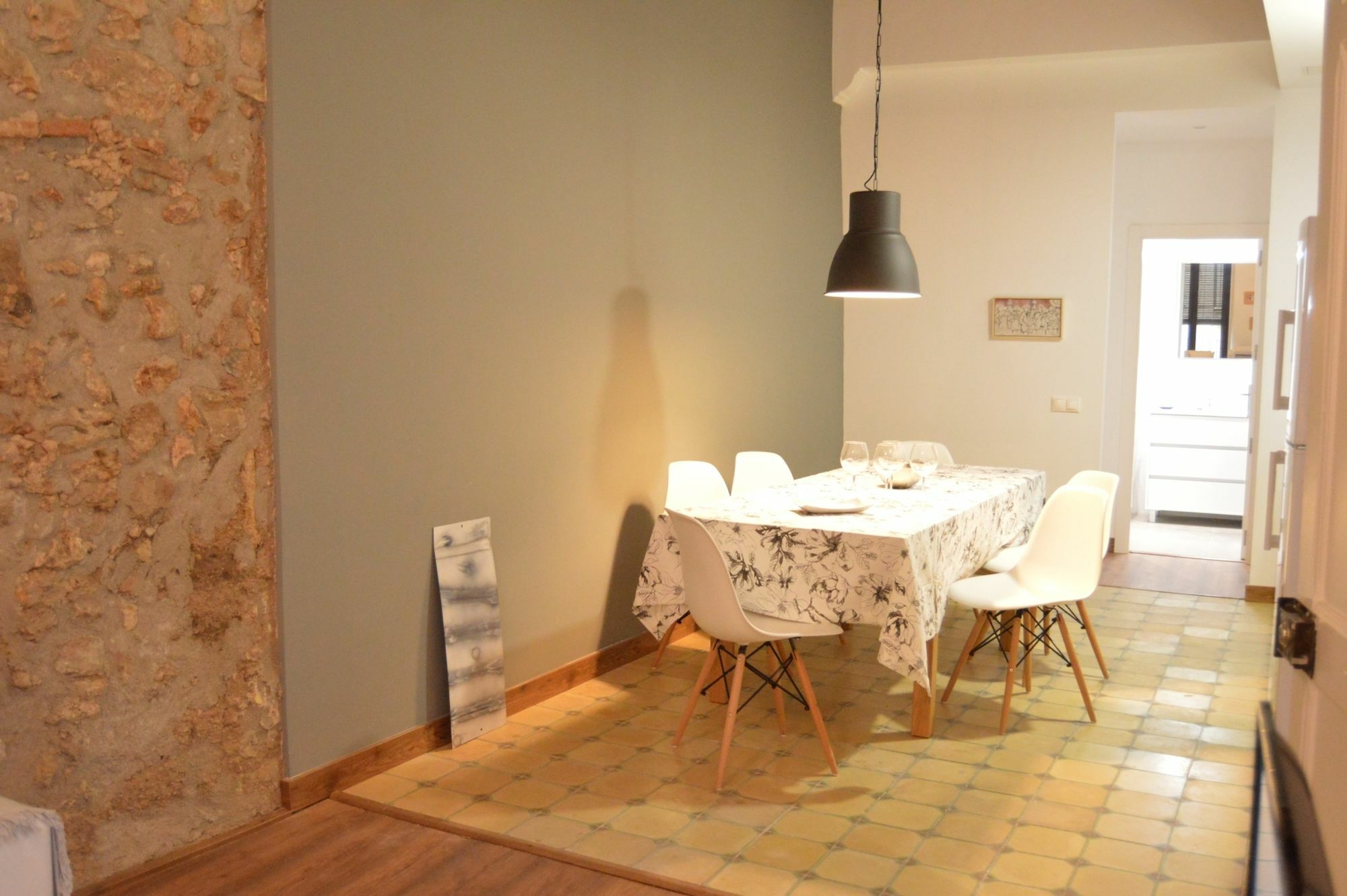 Tarragona Suites Mediona Εξωτερικό φωτογραφία