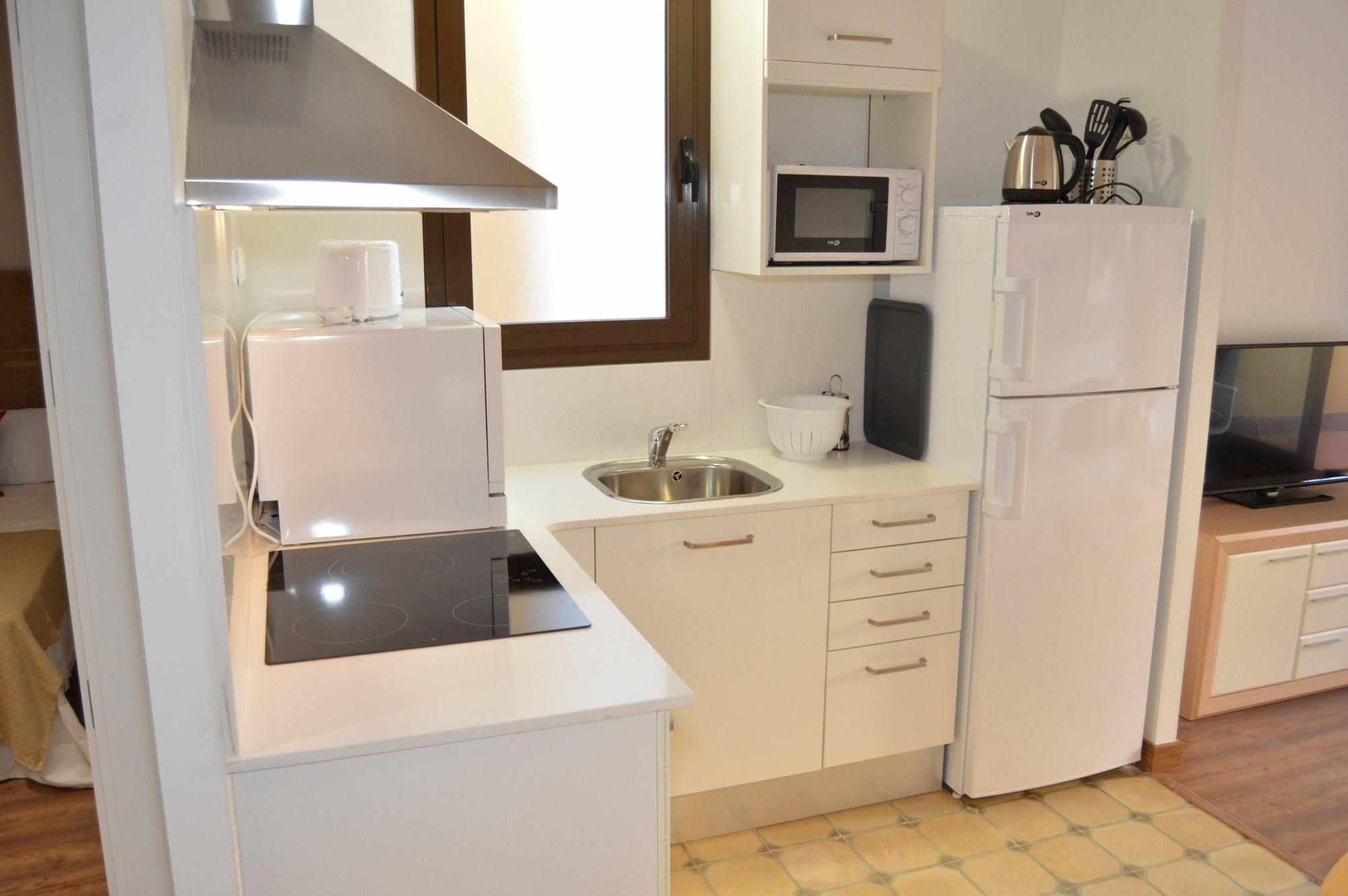 Tarragona Suites Mediona Εξωτερικό φωτογραφία